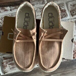 Hey Dude Wendy Sparkling